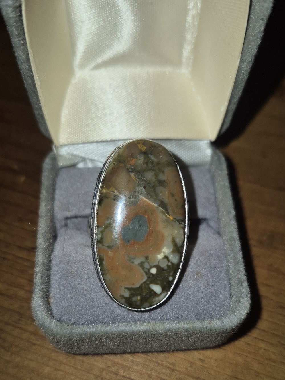 Size 8.5 925 Silver Plated Fruit Jasper Ring